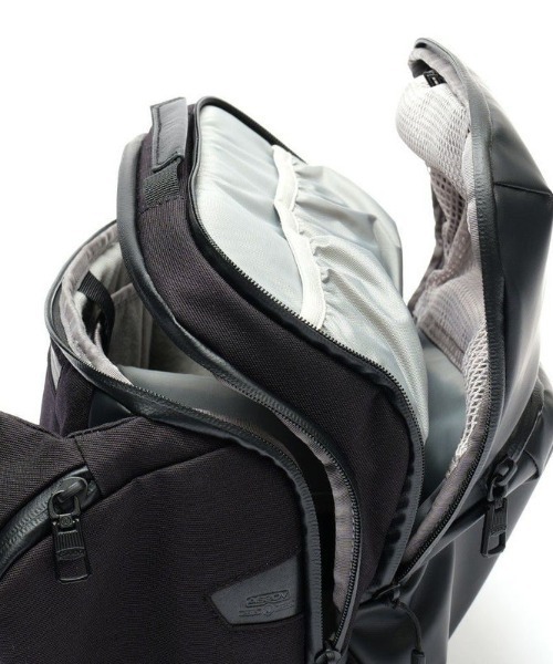 AS2OV(アッソブ)の「【AS2OV/アッソブ】 BLEISURE CAMELA BAG / カメラバッグ(ショルダーバッグ・メンズ・ブラック・FREE)」の8枚目の写真