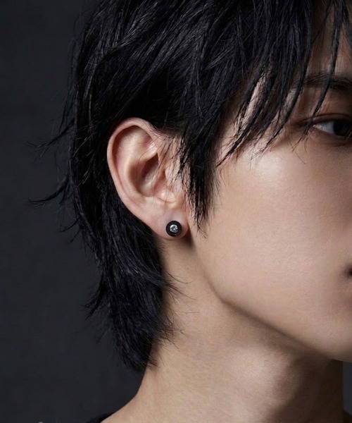 VIBGYOR(ヴィブジョー)の「【IZU】 ステンレスブラックマルチデザインピアス(ピアス(両耳用)・メンズ・C/F/E/D/O/J/H/A/N/M/L/K/I/G/B・FREE)」の1枚目の写真