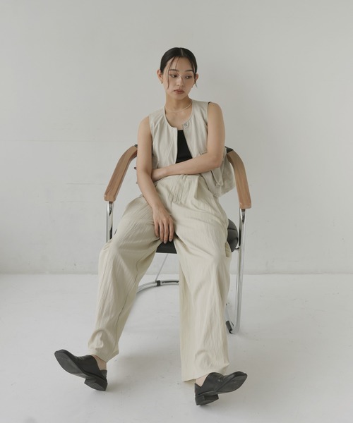 hellam（へラム）の「【セットアップ対応】リネンライク2タックパンツ（スラックス・レディース・ブラウン/グレイッシュベージュ/ブラック/アイボリー・FREE）」の14枚目の写真