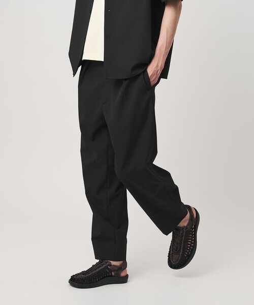 BEAUTY&YOUTH UNITED ARROWS(ビューティーアンドユースユナイテッドアローズ)の「KOMATSU PACK トロピカル 1P テーパード イージー パンツ NO.9 ストレッチ 吸水速乾 UVカット セットアップ対応(その他パンツ・メンズ・ダークグレー/ベージュ/ブラック・S/M/L/XL)」の2枚目の写真
