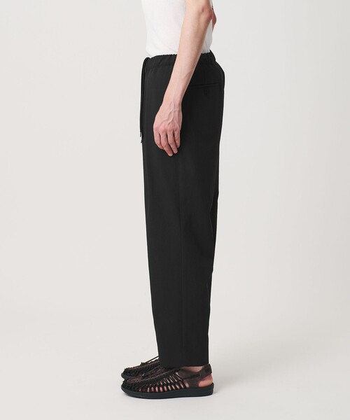BEAUTY&YOUTH UNITED ARROWS(ビューティーアンドユースユナイテッドアローズ)の「KOMATSU PACK トロピカル 1P テーパード イージー パンツ NO.9 ストレッチ 吸水速乾 UVカット セットアップ対応(その他パンツ・メンズ・ダークグレー/ベージュ/ブラック・S/M/L/XL)」の6枚目の写真