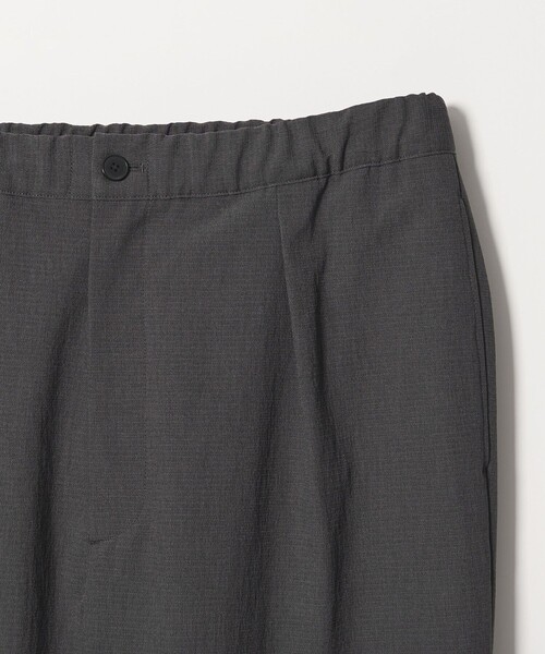 BEAUTY&YOUTH UNITED ARROWS(ビューティーアンドユースユナイテッドアローズ)の「KOMATSU PACK トロピカル 1P テーパード イージー パンツ NO.9 ストレッチ 吸水速乾 UVカット セットアップ対応(その他パンツ・メンズ・ダークグレー/ベージュ/ブラック・S/M/L/XL)」の13枚目の写真