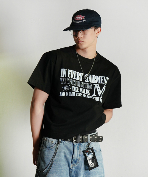 THE MILE(ザマイル)の「エブリガメンツ クロップクルーネック_BLACK(Tシャツ/カットソー・メンズ・その他・SMALL/MEDIUM/LARGE/X-LARGE)」の1枚目の写真