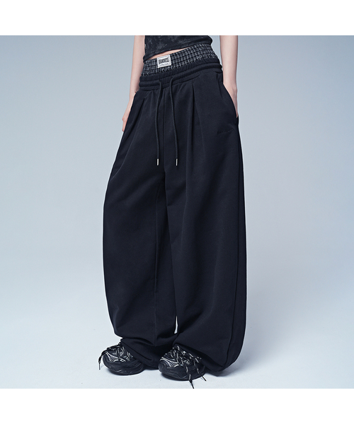 AVANDRESS(アバンドレス )の「88サイレントフォールドリラックスセイギングパンツ_3COL(スウェットパンツ・レディース・ブラックミックス/ブラック/ライトホワイト・LARGE/X-LARGE)」の1枚目の写真