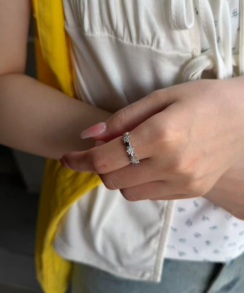 mebole(メボレ)の「star ring(リング・レディース・シルバー・FREE)」の7枚目の写真