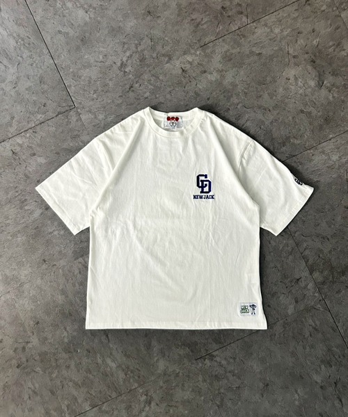 ATMARK(アットマーク)の「<4サイズ展開 / ユニセックス>NEW JACK×プロ野球コラボレーションTシャツ NPB オーバーサイズ(Tシャツ/カットソー・メンズ・ブラック系2/ブラック系1/ホワイト系1/ホワイト系5/ホワイト系3/ホワイト系2/ブラック系4・S/150/L/M)」の15枚目の写真