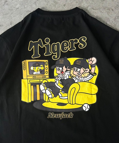 ATMARK(アットマーク)の「<4サイズ展開 / ユニセックス>NEW JACK×プロ野球コラボレーションTシャツ NPB オーバーサイズ(Tシャツ/カットソー・メンズ・ブラック系2/ブラック系1/ホワイト系1/ホワイト系5/ホワイト系3/ホワイト系2/ブラック系4・S/150/L/M)」の17枚目の写真