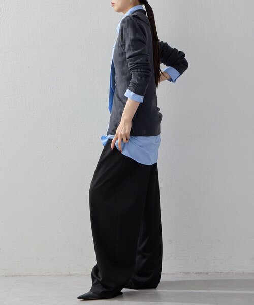 UNFORM（アンフォーム）の「【2026AW Debut】【UNFORM】カシミヤ混ジップリブニット（ニット/セーター・レディース・ネイビー/ブラック/チャコールグレー/アイボリー・FREE）」の11枚目の写真