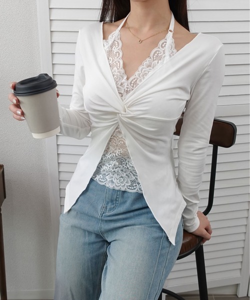 unnu(ユヌ)の「ホルターレースレイヤード ツイストトップス/カップ付き(Tシャツ/カットソー・レディース・ホワイト/グレー/ブラック・F)」の2枚目の写真