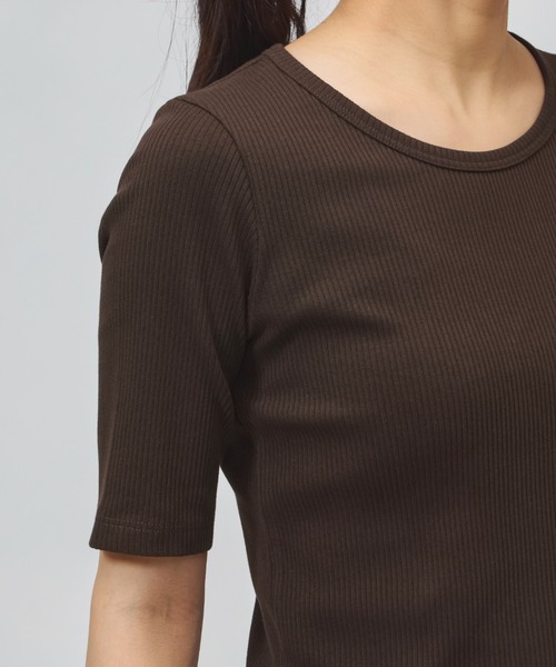 TIGORA(ティゴラ)の「ティゴラ TIGORA ストレッチリブ5分袖シャツ(Tシャツ/カットソー・レディース・ダークブラウン/ライトベージュ/チャコールグレー・S/XL)」の16枚目の写真