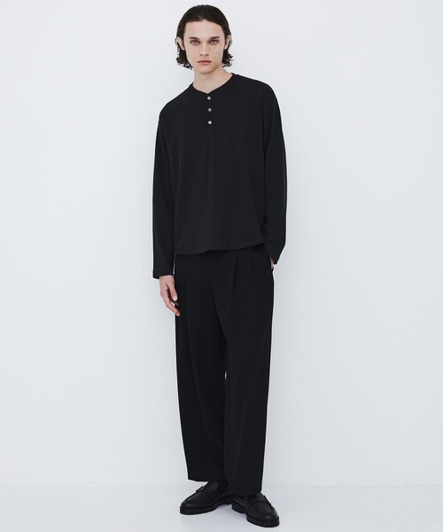 UNITED TOKYO(ユナイテッドトウキョウ)の「【幻のコットン】SEA ISLAND COTTON THERMAL HENRY LSTEE |ヘンリー/高級コットン/ヨレ防止/シワ防止/洗える/耐久性/長年着用可能(Tシャツ/カットソー・メンズ・グレイッシュベージュ/ブラック/ダークグレー/オフホワイト・1/2)」の18枚目の写真