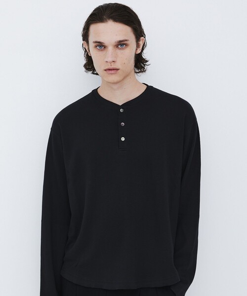 UNITED TOKYO(ユナイテッドトウキョウ)の「【幻のコットン】SEA ISLAND COTTON THERMAL HENRY LSTEE |ヘンリー/高級コットン/ヨレ防止/シワ防止/洗える/耐久性/長年着用可能(Tシャツ/カットソー・メンズ・グレイッシュベージュ/ブラック/ダークグレー/オフホワイト・1/2)」の20枚目の写真