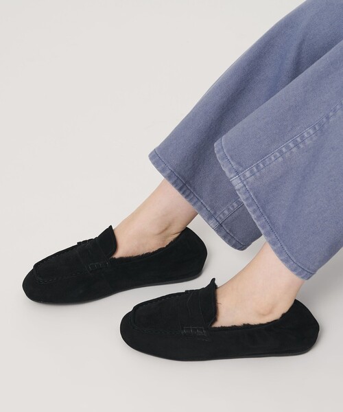 EMU Australia(エミューオーストラリア)の「【国内EXCLUSIVE】<EMU Australia>KIRRA NEST モカシン(モカシン/デッキシューズ・レディース・ブラック・36/37/38)」の2枚目の写真