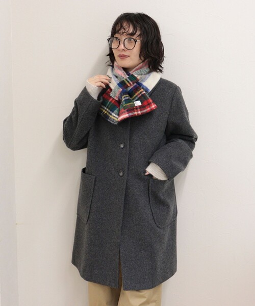 fredy emue(フレディエミュ)の「【TWEEDMILL/ツイードミル】別注カラーウール×フリースリバーマフラー(ストール/ショール・レディース・ホワイト系その他/グレー系その他/ブラック系その他/レッド系その他/ブルー系その他・FREE)」の9枚目の写真