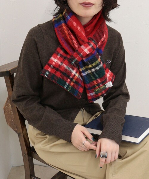 fredy emue(フレディエミュ)の「【TWEEDMILL/ツイードミル】別注カラーウール×フリースリバーマフラー(ストール/ショール・レディース・ホワイト系その他/グレー系その他/ブラック系その他/レッド系その他/ブルー系その他・FREE)」の17枚目の写真