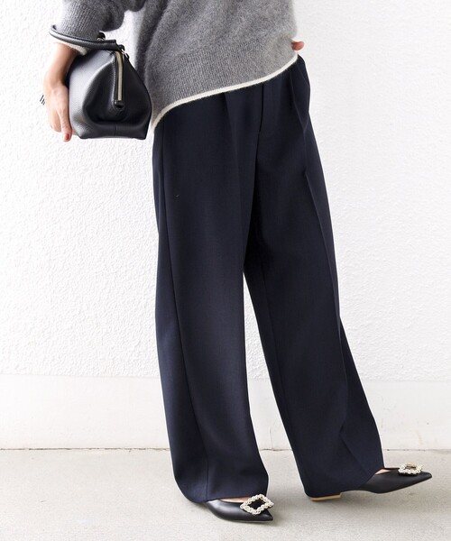 SHIPS(シップス)の「〈洗濯機可能〉FUNCTION セミ ワイド パンツ 26AW(スラックス・レディース・ネイビー/ベージュ系・40/38/36/34)」の1枚目の写真