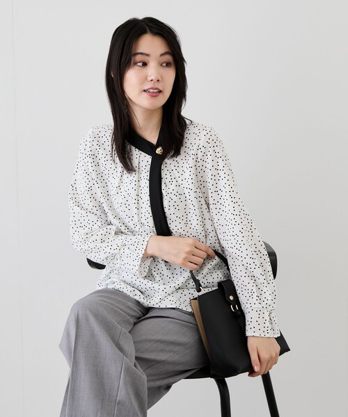 Jayro(ジャイロ)の「アシメナロータイブラウス(シャツ/ブラウス・レディース・ベージュ系その他/ネイビー/ホワイト系その他4/ブルー系その他2/ホワイト系その他2・M)」の9枚目の写真