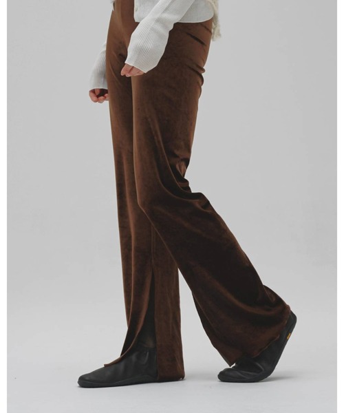 TODAYFUL(トゥデイフル)の「Velour Slit Leggings 12620703(その他パンツ・レディース・ブラック/ブラウン・38/36)」の11枚目の写真