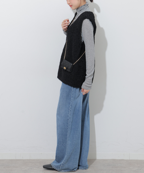 JOURNAL STANDARD relume(ジャーナルスタンダード レリューム)の「Vネックニットボアベスト(ベスト・レディース・ブラック/キャメル・FREE)」の20枚目の写真