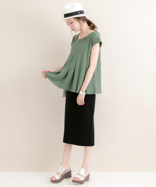 URBAN RESEARCH（アーバンリサーチ）の「UR レースアップTシャツ（Tシャツ/カットソー・レディース・トップグレー/グリーン/ブラック・FREE）」の15枚目の写真