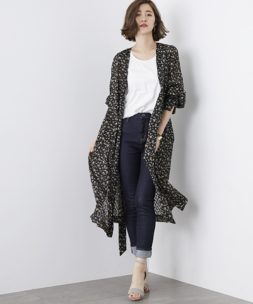 STUDIOUS（ステュディオス）の「ダークフラワーガウンワンピース（ワンピース・レディース・ブラック・FREE）」の2枚目の写真