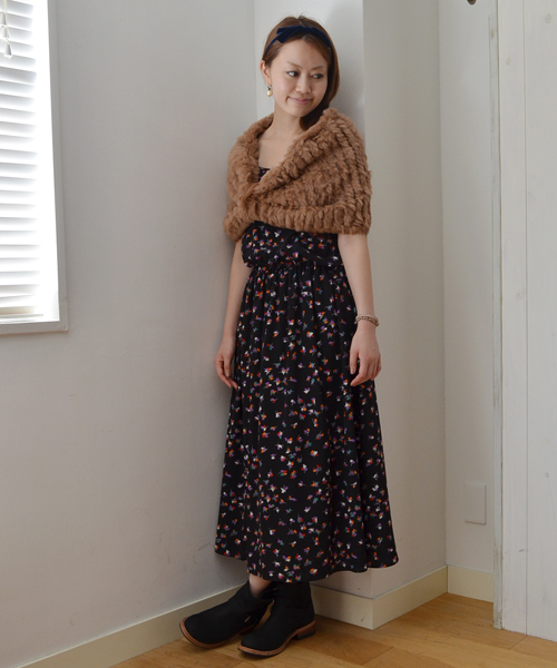 Khaju(カージュ)の「Khaju:フラワーキャミマキシワンピース(ワンピース・レディース・ブラック/ネイビー・ONE SIZE)」の5枚目の写真