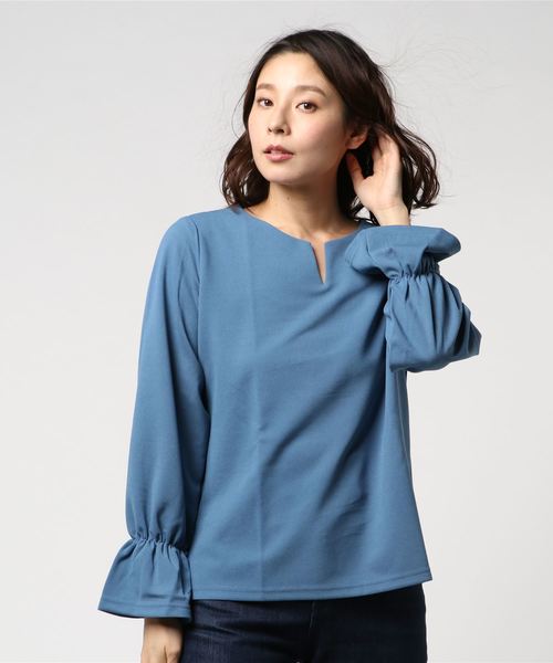 Pierrot（ピエロ）の「キーネック キャンディースリーブ カットジョーゼット Tブラウス（シャツ/ブラウス・レディース・ブラック/ベージュ/マスタード/カーキ/ミント/ネイビー/ブルー・L/M）」の13枚目の写真