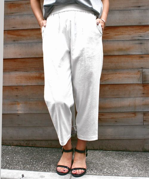 Munich(ミューニック)の「Munich(ミューニック)CROPPED PANTS/クロップドパンツ(その他パンツ・レディース・ホワイト/キャメル・SMALL/X-SMALL)」の2枚目の写真