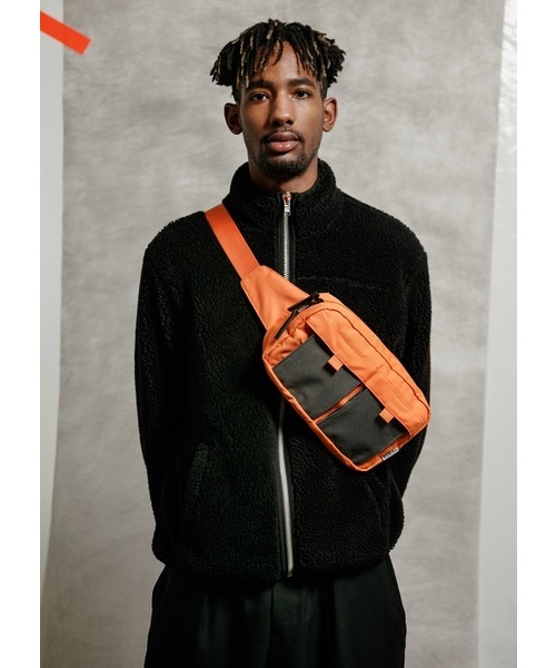 TAIKAN（テイケン）の「TAIKAN テイケン / SPECTRE スペクトルショルダーボディバッグ ウエストバッグ / TAI-010-2（ショルダーバッグ・メンズ・ブラウン/オレンジ・FREE）」の2枚目の写真