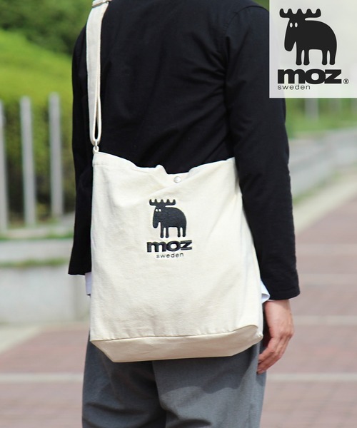 moz（モズ）の「moz(モズ) B4 A4サイズ収納可 帆布 キャンバス 2WAY トートバッグ ショルダーバッグ（トートバッグ・レディース・ホワイト/ブラック/ホワイト系その他/ブルー/ホワイト系その他3/ホワイト系その他2/グレー/ブルー系その他2/グレー系その他2/ブルー系その他3・ONE SIZE）」の2枚目の写真