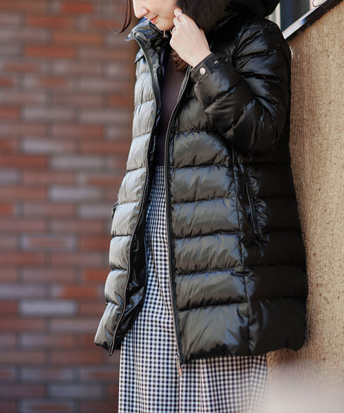 NANO universe（ナノユニバース）の「西川ダウン/FOXファーシャイニー