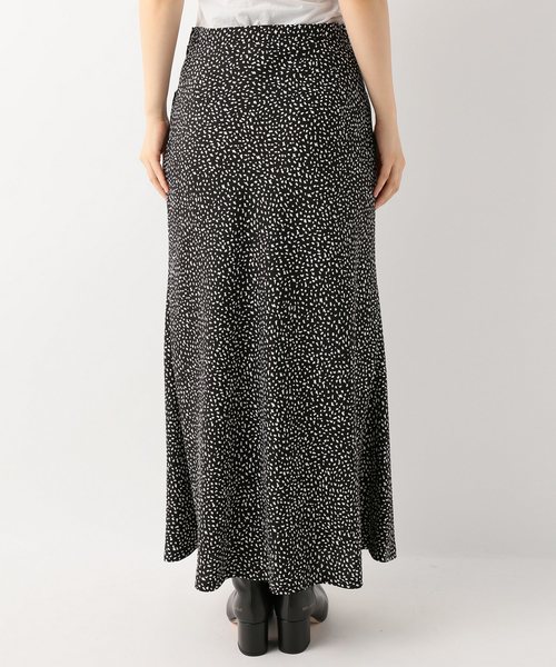 SLOBE IENA（スローブイエナ）の「ニュアンスドットロングスカート◆（スカート・レディース・ブラック/アイボリー・40/38/36）」の15枚目の写真