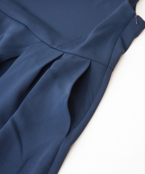 SweetMommy（スウィートマミー）の「ノースリーブ タック ワンピース オフィス [マタニティ 産前産後]（マタニティウェア/グッズ・レディース・ネイビー/グレー/ブラック/ブルー系その他/ブラック系その他・M/L）」の11枚目の写真