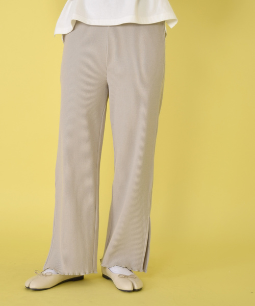 w closet（ダブルクローゼット）の「スリット入りテレコメローパンツ（その他パンツ・レディース・スミクロ/スモークグレー/ライトピンク/トップグレー/オートミール/オフホワイト・FREE）」の4枚目の写真