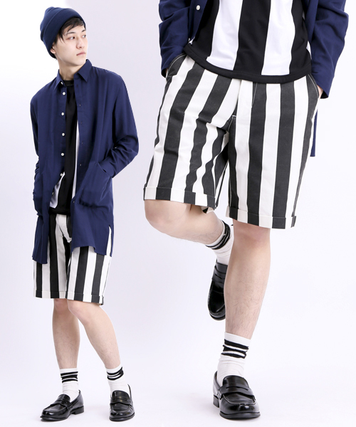 WEGO（ウィゴー）の「WEGO/ストライプショーツ（スラックス・メンズ・ホワイト/ブルー・MEDIUM/LARGE）」の2枚目の写真