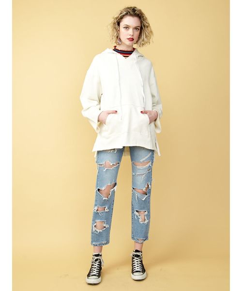 jouetie（ジュエティ）の「ダメージボーイズデニム（デニムパンツ・レディース・ライトブルー/ブラック・SMALL/MEDIUM）」の21枚目の写真