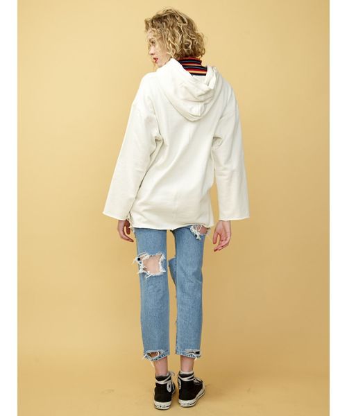 jouetie（ジュエティ）の「ダメージボーイズデニム（デニムパンツ・レディース・ライトブルー/ブラック・SMALL/MEDIUM）」の3枚目の写真