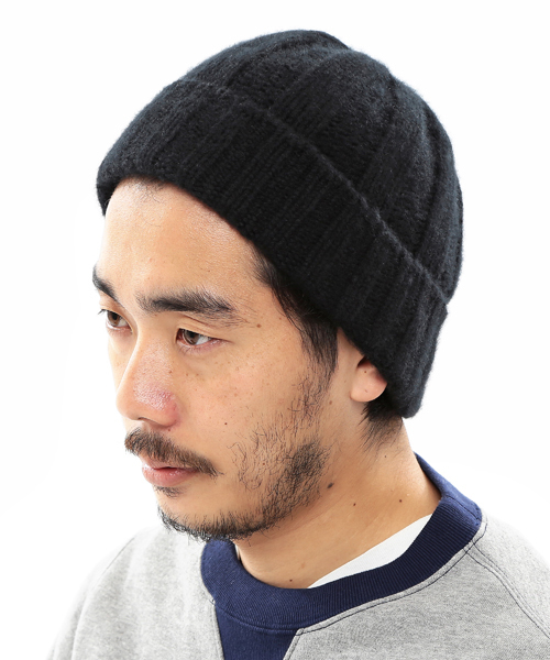 BEAMS PLUS（ビームスプラス）の「BEAMS PLUS / カシミヤ ワッチキャップ（ニットキャップ/ビーニー・メンズ・チャコールグレー/ブラック/ネイビー・ONE SIZE）」の2枚目の写真