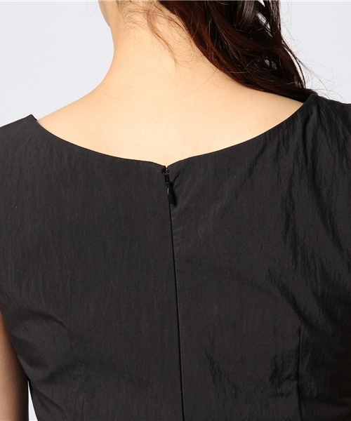 Liesse（リエス）の「ねじりAラインワンピース（ワンピース・レディース・ホワイト/ブラック/カーキ・2/4/3）」の10枚目の写真