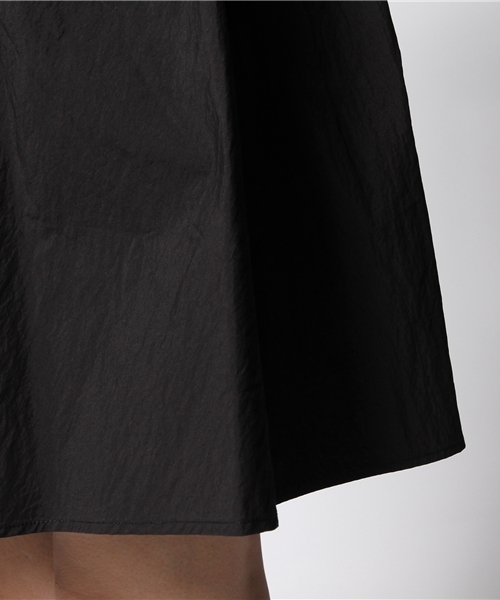 Liesse（リエス）の「ねじりAラインワンピース（ワンピース・レディース・ホワイト/ブラック/カーキ・2/4/3）」の11枚目の写真