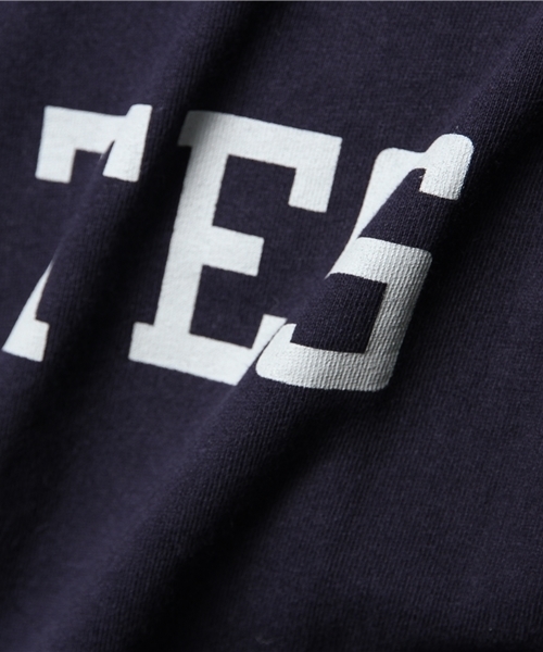 JOURNAL STANDARD(ジャーナルスタンダード)の「ミニ裏毛プリントクルーネックスウェット(スウェット・メンズ・グレー/ホワイト/アイボリー/グリーン/ネイビー・LARGE/MEDIUM)」の13枚目の写真