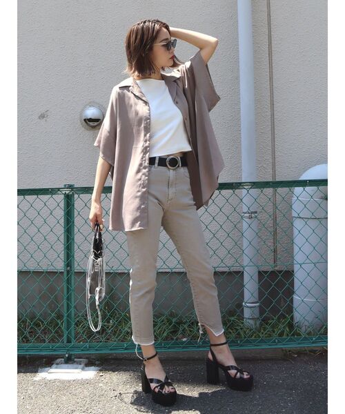 EMODA（エモダ）の「ヘムカットスリムジャストウエストジーンズ（デニムパンツ・レディース・ブラウン/ベージュ/カーキ・SMALL/MEDIUM）」の13枚目の写真