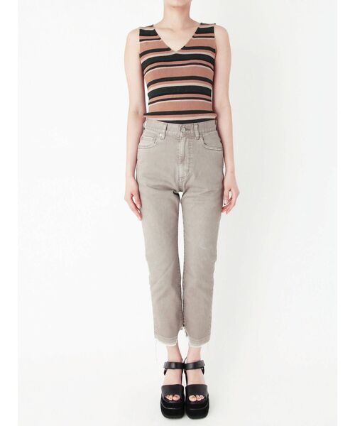 EMODA（エモダ）の「ヘムカットスリムジャストウエストジーンズ（デニムパンツ・レディース・ブラウン/ベージュ/カーキ・SMALL/MEDIUM）」の5枚目の写真