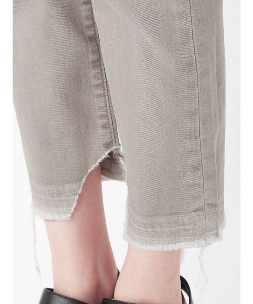 EMODA（エモダ）の「ヘムカットスリムジャストウエストジーンズ（デニムパンツ・レディース・ブラウン/ベージュ/カーキ・SMALL/MEDIUM）」の19枚目の写真