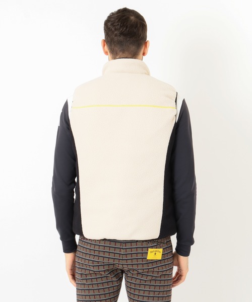 MARK & LONA(マークアンドロナ)の「Polar Reversible Vest | MEN(ダウンベスト・メンズ・アイボリー/ブラック・48/46)」の19枚目の写真