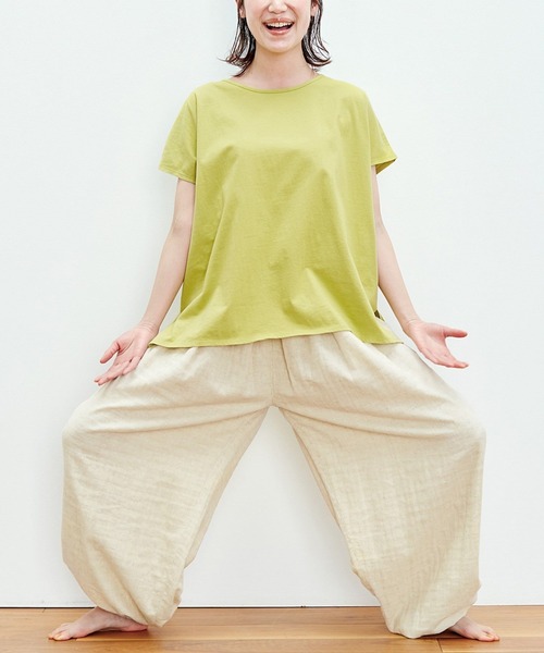 Live in comfort（リブインコンフォート）の「リブ　イン　コンフォート　抗菌防臭加工が心強い　ゆるっとスポＴシャツ（Tシャツ/カットソー・レディース・チャコールグレー/ラベンダー/イエロー系その他/サックスブルー・X-LARGE/SMALL/MEDIUM/XX-LARGE/LARGE/XXX-LARGE）」の20枚目の写真