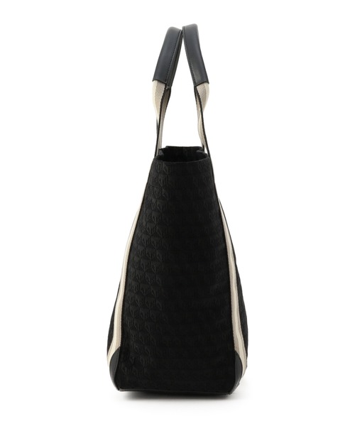 ANYA HINDMARCH（アニヤハインドマーチ）の「ANYA HINDMARCH