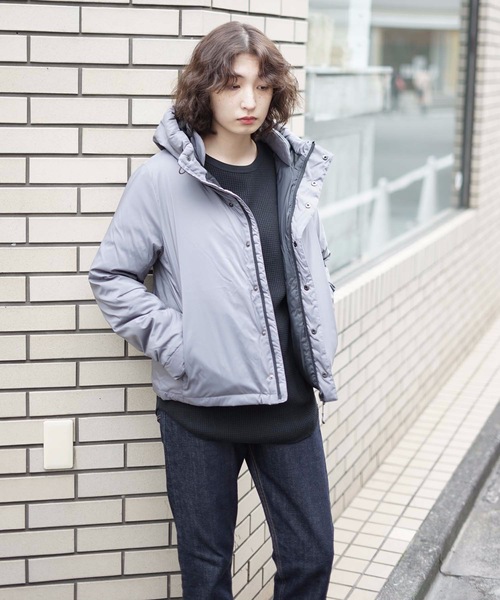 roial(ロイアル)の「DOWN JACKET/roial ロイアル トップス ブルゾン ナイロンジャケット ダウンジャケット(ダウンジャケット/コート・レディース・ブルー/マスタード/レッド/ブラック/ライトグレー・SMALL/MEDIUM)」の21枚目の写真