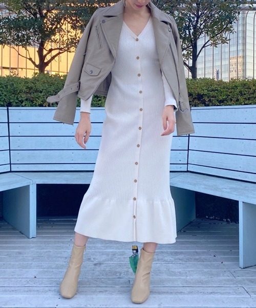SNIDEL（スナイデル）の「Sustainableフロントボタンニット