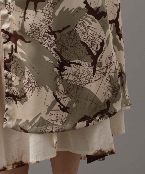 AVIREX（アヴィレックス）の「マリンチャート カモ ノーカラーシャツワンピース/ MARINE CHART CAMO NO-COLLAR SHIRT ONEPIECE（シャツワンピース・レディース・ベージュ/グレー・FREE）」の22枚目の写真